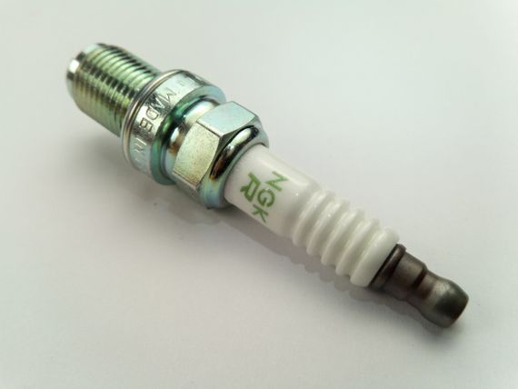 Свічка запалювання NGK BCPR6E-11/3132 ВАЗ 2110 (2112-3707010) | Зображення 2