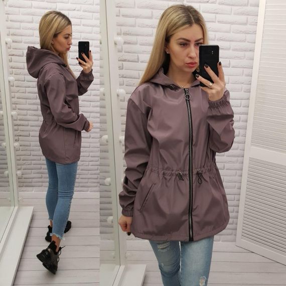 Вітровка кавового кольору.. А101