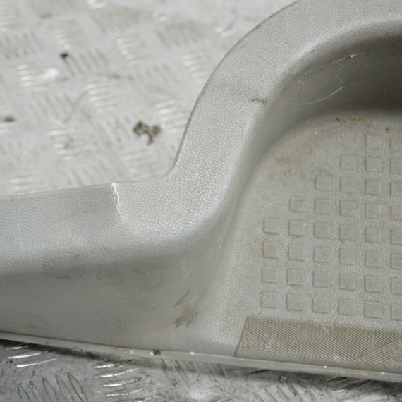 Накладка порога зсувних дверей Volkswagen T4 1990-2003 Планка порога бічних дверей Фольксваген т4 701863726C | Зображення 4