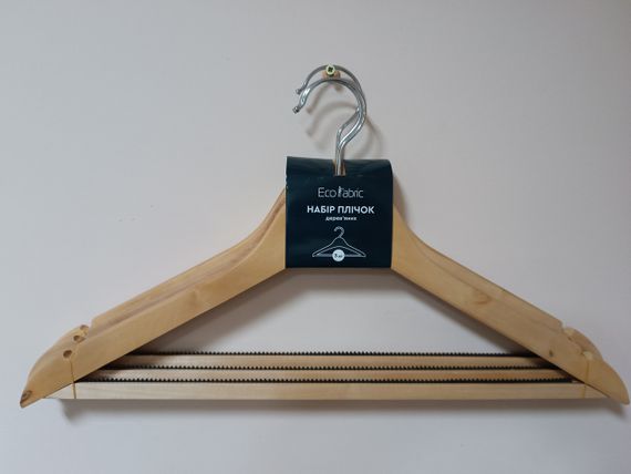 Набір дерев'яних вішалок для одягу Eco Fabric (Еко Фабрик) 44.5 см, 3 шт (EF-03NSQ) | Зображення 6
