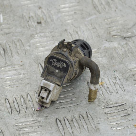 Насос омивача заднього скла Mazda 3 BK 2003-2009 Моторчик склоомивача Мазда 3 8603109120 | Зображення 1