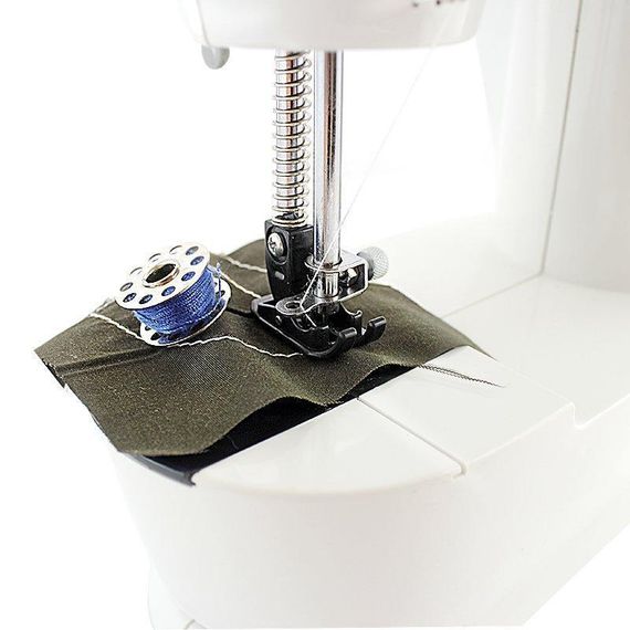 Мини швейная машинка 4 в 1 Mini Sewing Machine SM-201 | Зображення 2