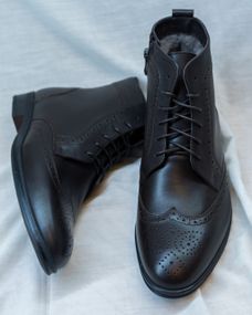 Черевики коричневі з цигейкою 42 розмір