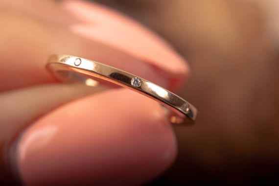Обручальное кольцо из красного золота 15
