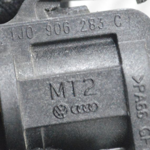 Клапан тиску наддуву Audi A3 A4 A6 Q5 Q7 електромагнітний клапан Ауді 1J0906283C | Зображення 4