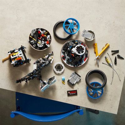 Конструктор LEGO Technic Yamaha MT-10 SP 1478 деталей (42159) | Зображення 5
