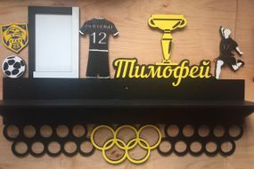 Медальниця футбол, іменна з поличкою, дерев'яна, тримач для медалей, медальниці