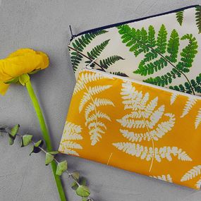 Косметичка женская Листья папоротника на желтом фоне 20х12 см (K_21M014)