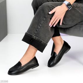 Зручні чорні туфлі лофери натуральна шкіра в асортименті