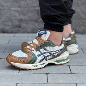 Демісезонні кросівки Asics текстиль/шкіра колір бежевий,зелений,коричневий