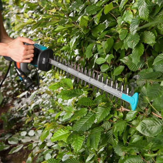 Ножиці для живоплоту мережеві Gardena EasyCut 420/45 09830-20 (45 см) | Зображення 3