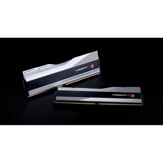 Модуль пам&#039;яті для комп&#039;ютера DDR5 64GB (2x32GB) 6000 Trident Z5 RGB Silver G.Skill (F5-6000J3238G32GX2-TZ5RS) | Зображення 4