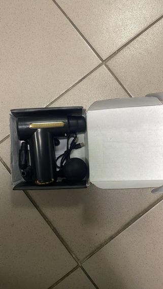 УЦЕНКА! Массажер мышечный ручной Massage Gun Аккумуляторный (Повреждение корпуса 3407) | Зображення 1