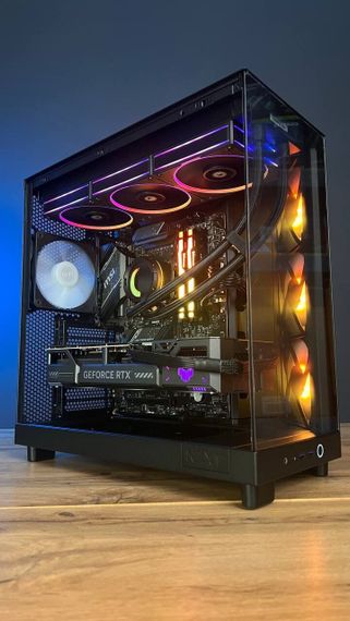 Збірка на замовлення: ігровий ПК NZXT H6 Flow Tower / AMD Ryzen 7 7800X3D (8 (16) ядер по 4,2 - 5,0 ГГц) / 32 ГБ DDR5 / 1000 ГБ SSD M.2 / nVidia GeForce RTX 5070, 12 ГБ GDDR7, 192-bit / 750 Вт | Зображення 2