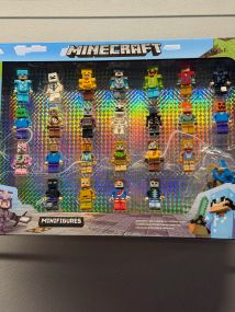 Набір мініфігурок Minecraft 24 шт зі зброєю – подарунок для фанатів гри Майнкрафт