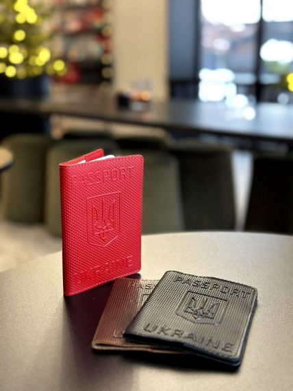 Стильні шкіряні обкладинки для паспорту | Зображення 2