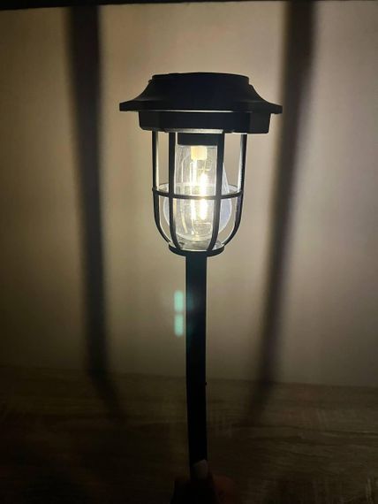 Сонячний садовий ліхтар Solar Garden Light ZL-W610 2 шт для освітлення доріжок клумб газонів Чорний | Зображення 4