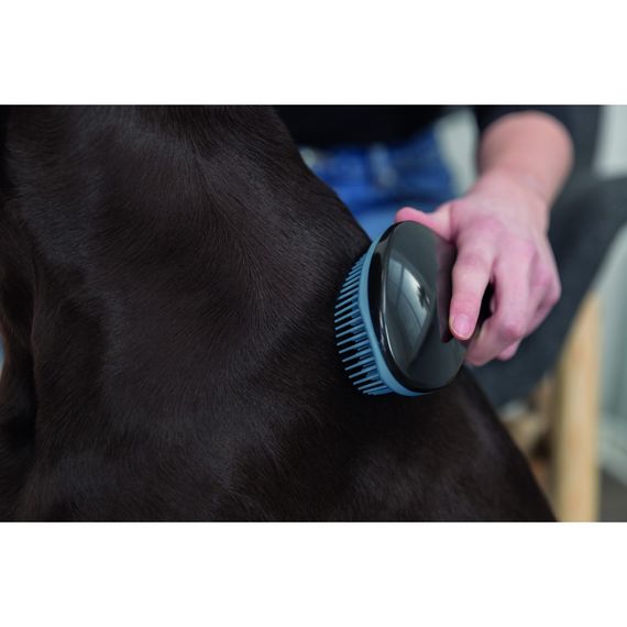 Щітка-пуходерка Trixie для собак м_яка пластикова 19 см | Зображення 6