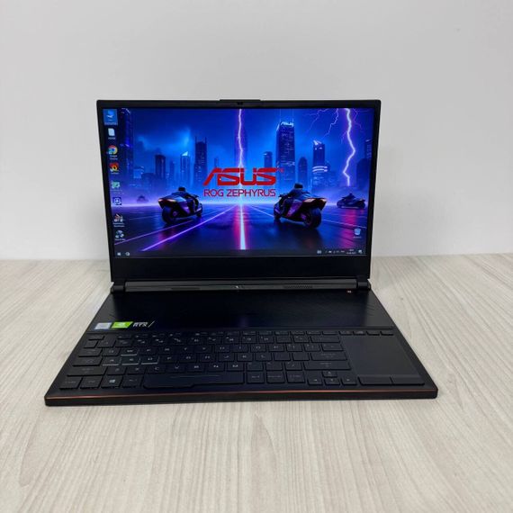 Игровой ноутбук Б-класс Asus ROG Zephyrus S15 GX531GW / 15.6" (1920x1080) IPS / Intel Core i7-8750H (6 (12) ядер по 2.2 - 4.1 GHz) / 16 GB DDR4 / 512 GB SSD NVMe / nVidia GeForce RTX 2070 Max-Q, 8 GB GDDR6, 256-bit / WebCam б/у | Зображення 1