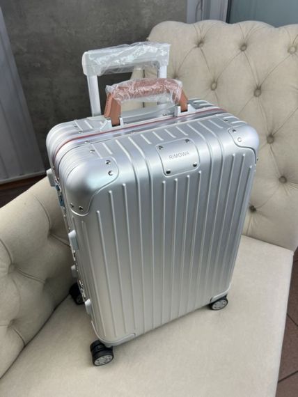 Валіза Rimowa ручна поклажа сріблястого кольору c850