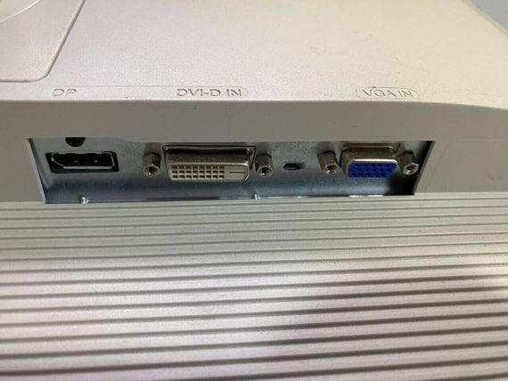 Комплект ПК: комп'ютер Fujitsu Esprimo P558 E85 Tower / Intel Core i3-8100 (4 ядра по 3.6 GHz) / 8 GB DDR4 / 240 GB SSD + 500 GB HDD / Intel UHD Graphics 630 + Монітор Б-клас Acer B246HL / 24" (1920x1080) TN + Клавіатура, мишка, кабелі б/в | Зображення 3
