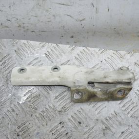 Петля капота ліва Fiat Doblo 2000-2009 Петля капота ліва Фіат Добло T015L