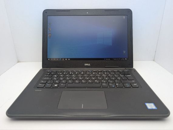 Ноутбук Dell Latitude 3380 / 13.3" (1366x768) TN / Intel Core i3-6006U (2 (4) ядра по 2.0 GHz) / 8 GB DDR4 / 120 GB SSD / Intel HD Graphics 520 / WebCam б/у | Зображення 1