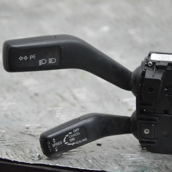 Підрульовий перемикач в зборі Volkswagen Passat B6 2005-2010 Фольксваген Пассат б6 3C9953513C 3C9953507C | Зображення 1