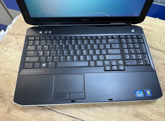 Ноутбук Dell Latitude 5530 15.6" HD intel core i5 3210M 4Gb SSD 128Gb  Б/У | Зображення 4