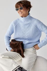 В'язаний жіночий светр із косичками - блакитний цвет, ONE SIZE (є розміри)