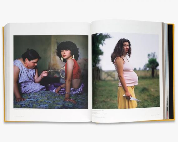 Книга найкращі Magnum Photos фотографи світу Magnum Magnum. Brigitte Lardinois подарункові книги для фотографів | Зображення 8