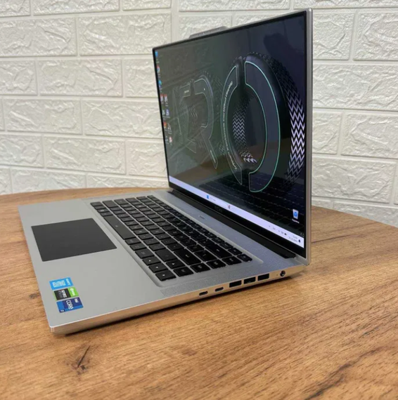 Ноутбук Gigabyte Aero 16 XE5 4K OLED i7 12700H 32Gb SSD 1Tb RTX 3070Ti Б/В | Зображення 1