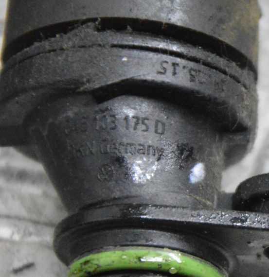 Клапан вентиляції картерних газів 1.4 TSI Volkswagen Golf VII Passat B8 Фольксваген Гольф 7 Пассат 04E103175D | Зображення 2