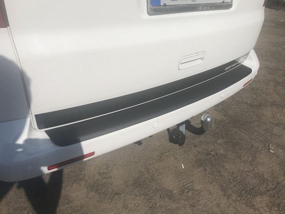 Накладка на задній бампер із загином (ABS-пластик) Матова для Volkswagen T5 Multivan 2003-2010рр | Зображення 3