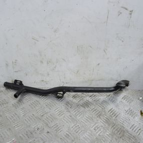 Патрубок системи охолодження 1.0 TSI Volkswagen Golf VII Провід шланг води Фольксваген Гольф 7 04C121070B