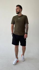 Мужской летний комплект двойка с футболкой и шортами, размер 50, цвет черный с хаки