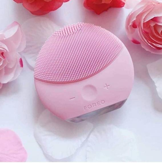 Електрична щітка-масажер для обличчя FOREO LUNA mini 2 / Силіконова щітка