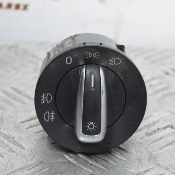 Перемикач світла фар Volkswagen Golf Caddy Passat Transporter Touran Фольксваген 3C8941431C