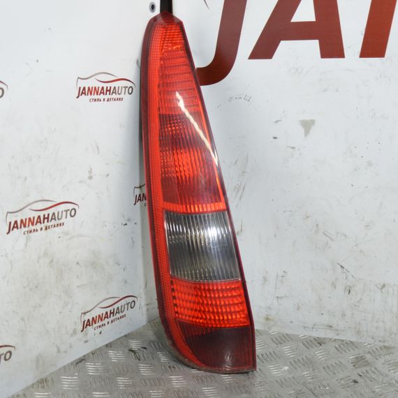 Ліхтар задній лівий Ford Fiesta MK5 (JH_, JD_) 2002-2006 фара задня стоп Форд Фієста 2S6113A603B