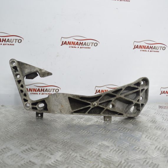 Кронштейн КПП BMW 5-Series E60 E61 2004-2011 кронштейн коробки передач БМВ е60 е61 22316769281 | Зображення 1