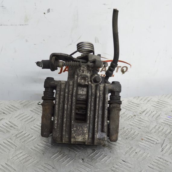 Супорт гальмівний задній Audi A4 B7 2004-2007 правий Ауді а4 б7