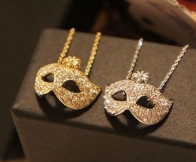 Підвіска маска золотиста