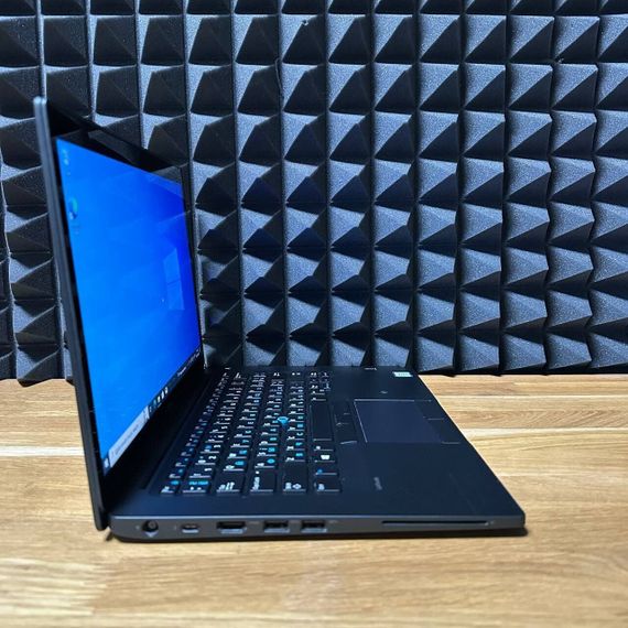 Ноутбук Dell Latitude 7480 / 14" (1920x1080) IPS Touch / Intel Core i7-6600U (2 (4) ядра по 2.6 - 3.4 GHz) / 8 GB DDR4 / 256 GB SSD / Intel HD Graphics 520 / WebCam б/в | Зображення 2