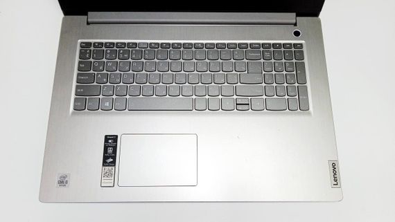 Ноутбук Lenovo IdeaPad 3 17IML05 / 17.3" (1600x900) TN / Intel Core i3-10110U (2 (4) ядра по 2.1 - 4.1 GHz) / 12 GB DDR4 / 512 GB SSD NVMe / Intel UHD Graphics / WebCam б/в | Зображення 8
