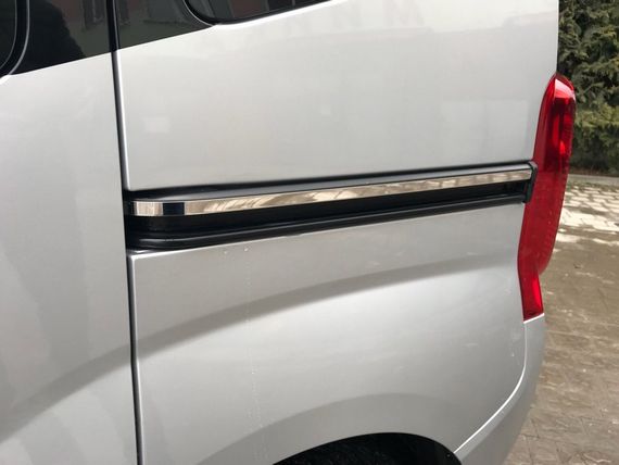 Молдинг под сдвижную дверь (2 шт, нерж.) Carmos - Турецкая сталь для Peugeot Bipper 2008-2024 гг | Зображення 4