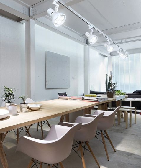 Светильник трековый поворотный под лампу KW-8 E27 WH | Зображення 5