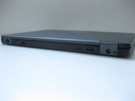 Ноутбук Dell Latitude E5450 / 14" (1366x768) TN / Intel Core i7-5600U (2 (4) ядра по 2.6 - 3.2 GHz) / 8 GB DDR3 / 256 GB SSD / Intel HD Graphics 5500 / WebCam б/у | Зображення 5