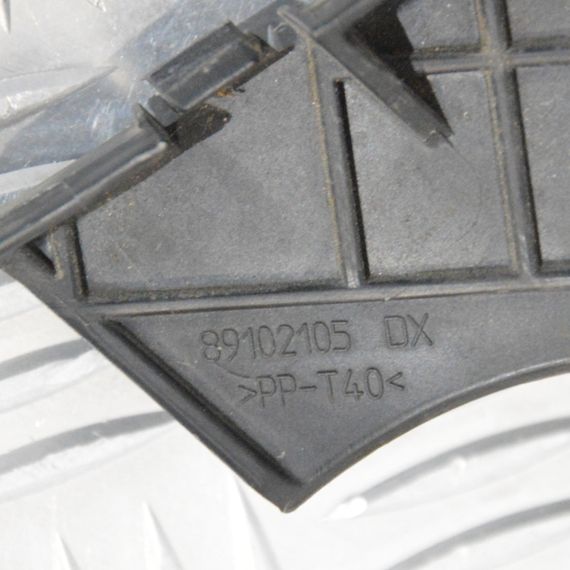 Кронштейн переднього бампера Fiat Grande Punto Evo 2009-2012 Кріплення бампера праве Фіат Пунто Ево 89102105 | Зображення 3