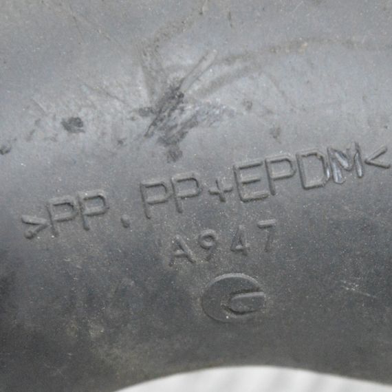 Патрубок повітряного фільтра 2.0 D Fiat Ducato III 2011-2016 Трубка фільтра повітря Фіат Дукато 3 1369759080 | Зображення 3