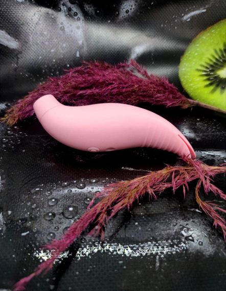 Вакуумний кліторний стимулятор з вібрацією двосторонній Chisa, рожевий Sex Aura | Зображення 4